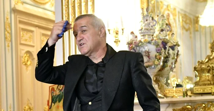 Gigi Becali este un om foarte credincios (FOTO: Sportpictures)