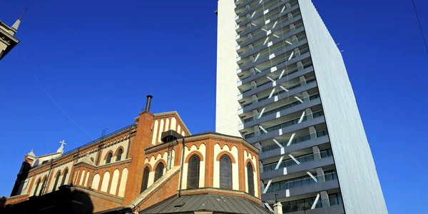 cathedral plaza