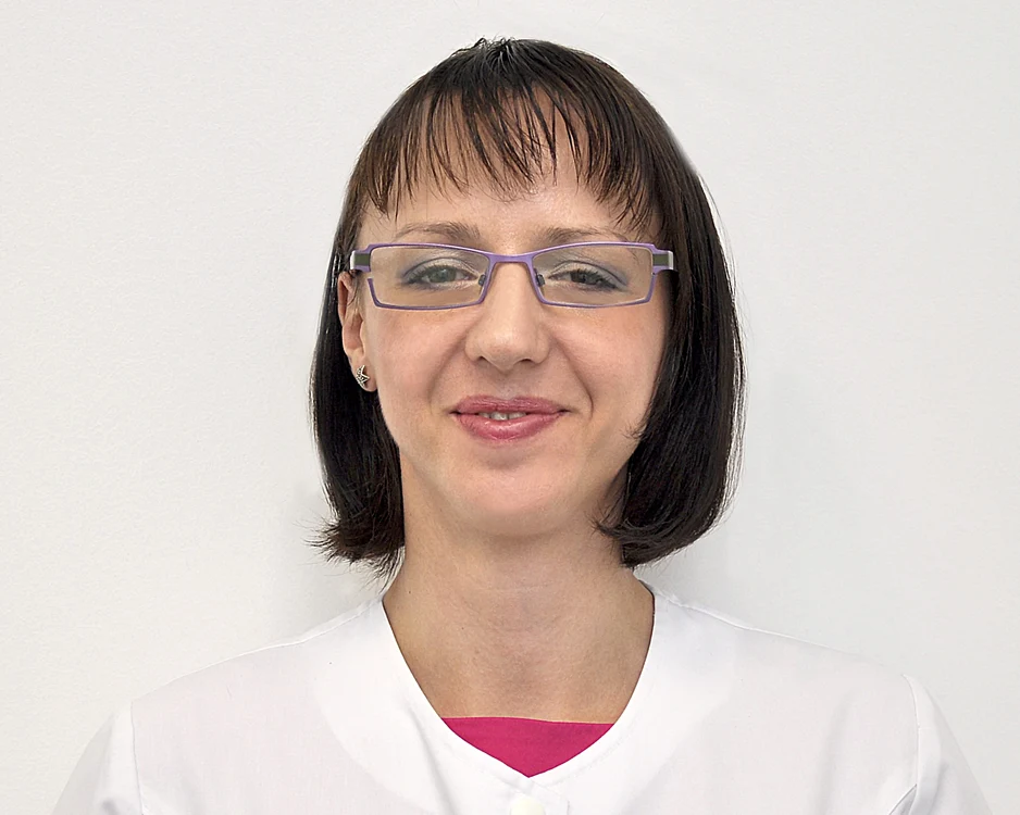 Dr. Claudia Haralambie, medic specialist Reumatologie, Sanador