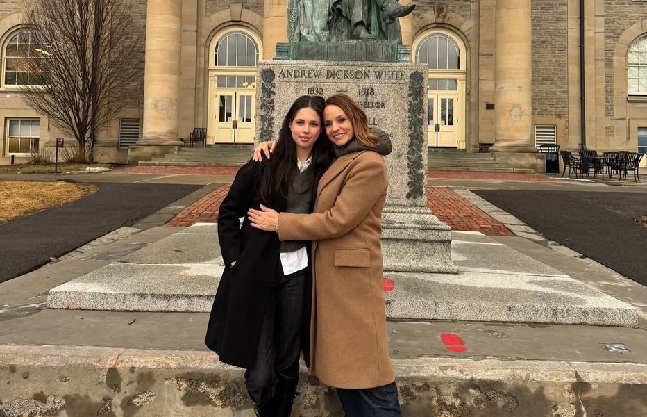 De ce a plecat Andreea Marin în New York: „Am ajuns cu teamă, cu îndoieli, ca orice mamă care-și vede copilul zburând”