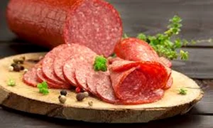 mezeluri salam istock jpg