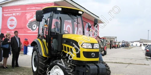 Braşov: Tractoarele chinezeşti, produse abia în iunie