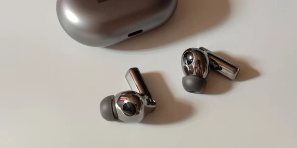 Huawei FreeBuds 2 Pro FOTO Adrian Pogîngeanu