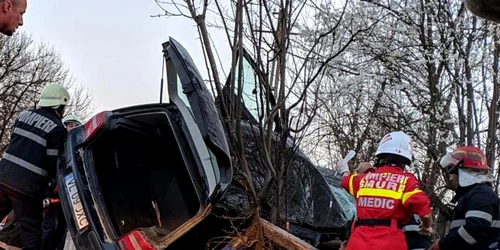 Accidentul de la Tetoiu Vâlcea soldat cu trei morţi printre care un copil de 4 ani şi un tânăr de 19 ani Foto Adevărul