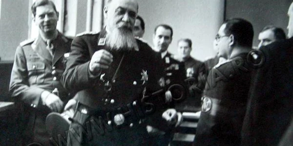 Nicolae Iorga şi Regele Carol al II-lea, la deschiderea Institutului „Nicolae Iorga”