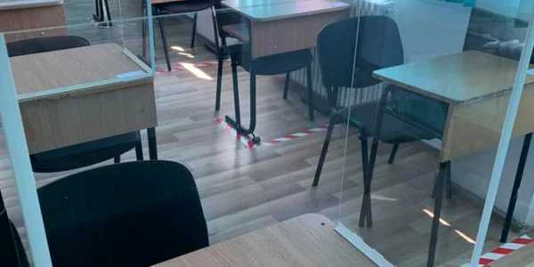 Săli de clasă la Colegiul Naţional Constantin Brătescu Constanta