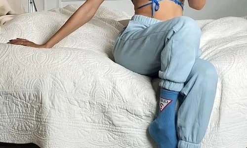 Nicole Potularski are 27 de ani şi s a cuplat cu Brad în noiembrie 2019 png