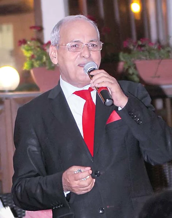 Nelu Ploieşteanu are  cântări cu duiumul