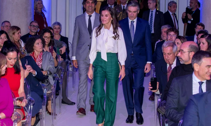 Regina Letizia a Spaniei, apariție pe 15 noiembrie (3) jpg