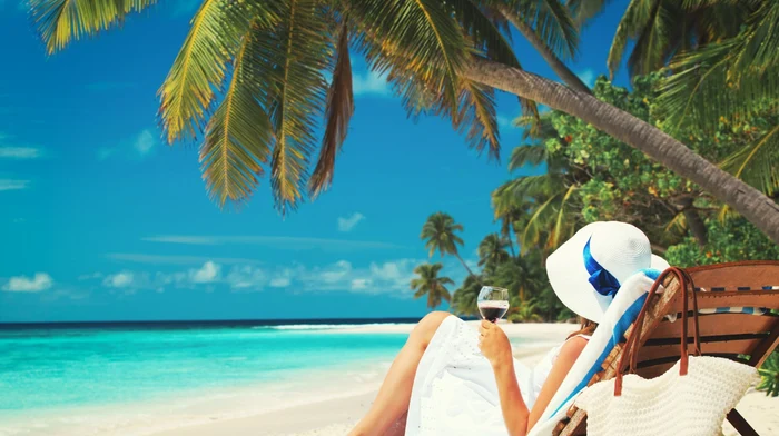 Oamenii scapă de stresul cotidian cu ajutorul vacanțelor