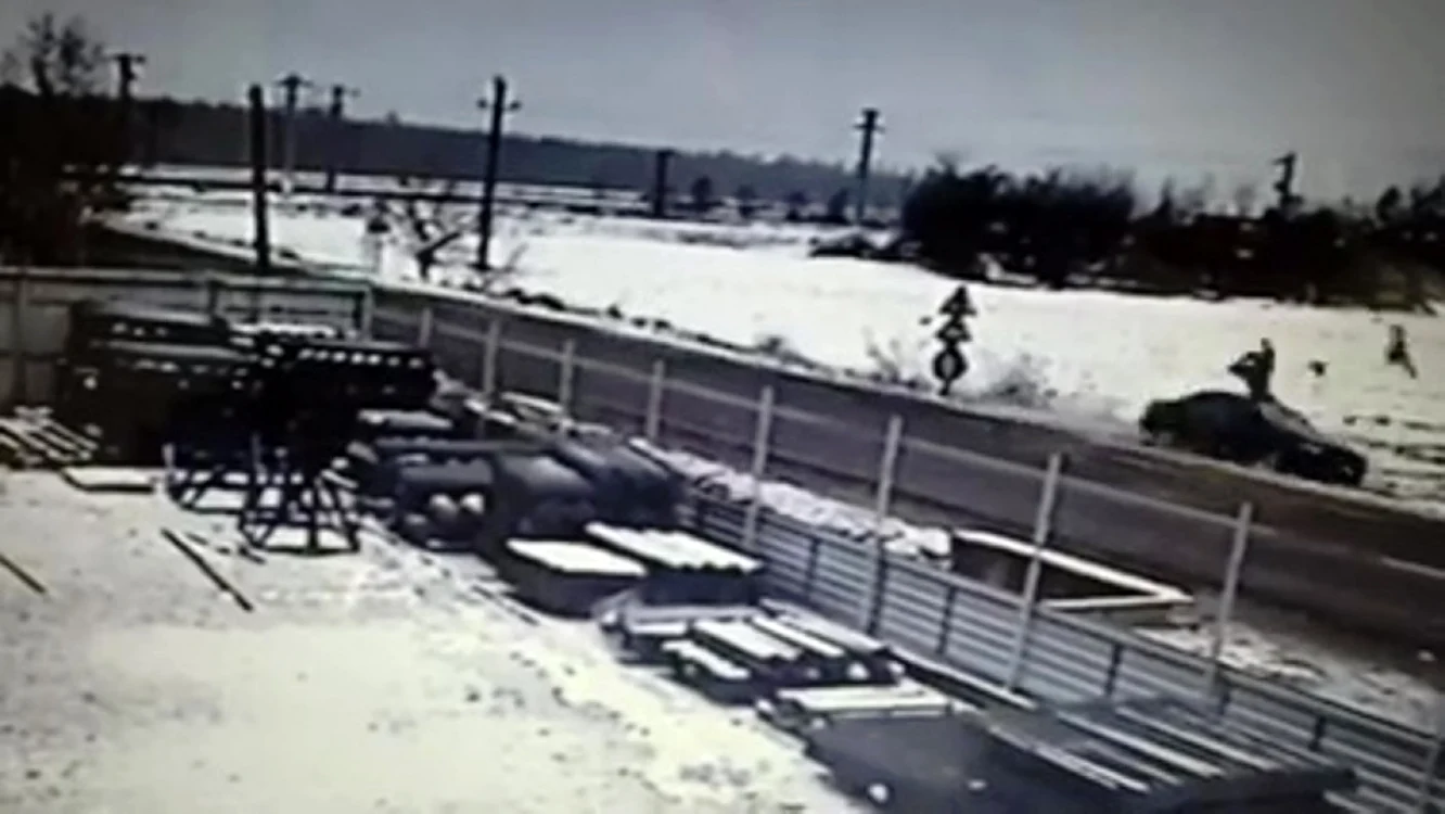 Pieton spulberat de un şofer inconştient