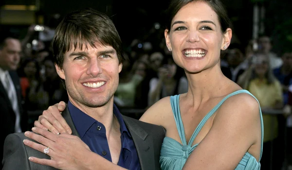 Tom Cruise, Katie Holmes  foto   shutterstock 165862814 jpg