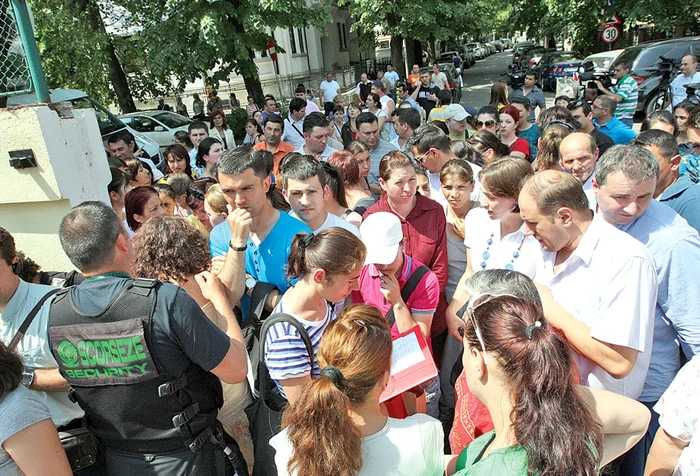 Redistribuirea locurilor  rămase libere se  face doar la  Colegiul Caragiale