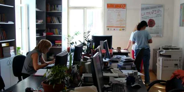 Administraţia judeţeană reduce din personal