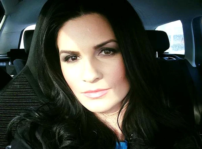 Ellie White a acceptat schimbarea venită din partea stiliştilorFOTO: Arhiva personală