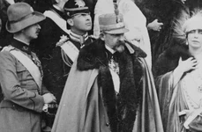 Principele Carol, regele Ferdinand și regina Maria, în 1922 (© Library of Congress)