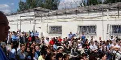 Bacău: Deținuții se școlesc la Biblioteca Județeană