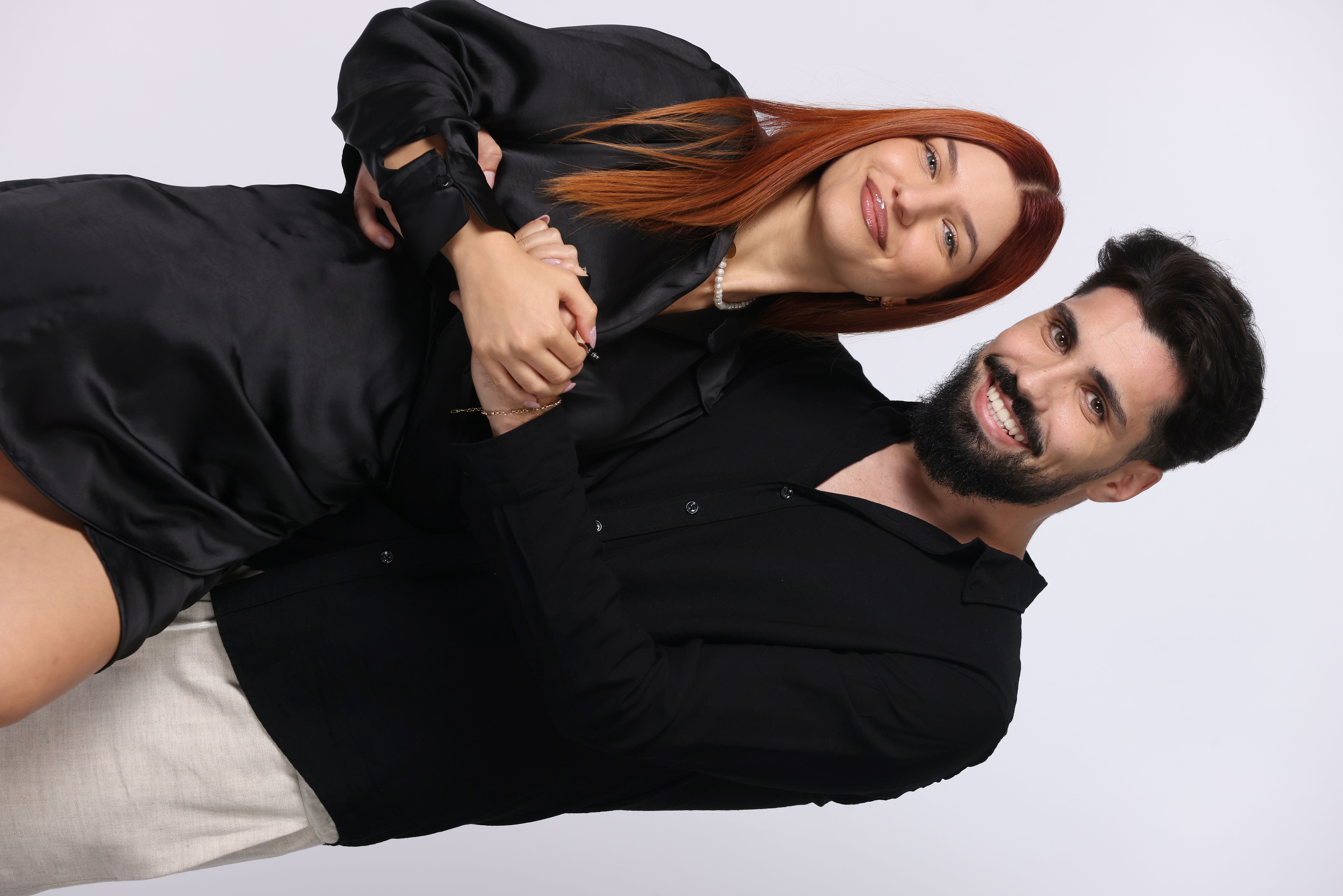 Alex are 27 de ani iar Ana 28 de ani și sunt din București. Povestea lor este inedită