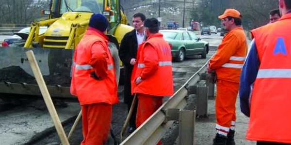 Criza mondială a salvat Bulgaria de la importul de forţă de muncă - ministru