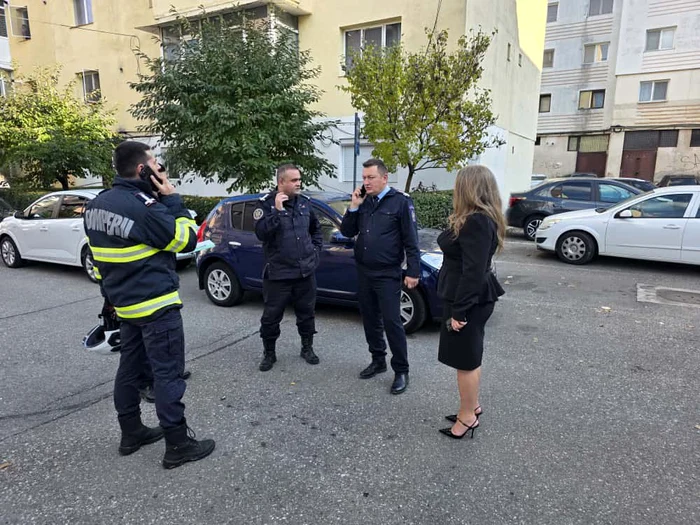 Autoritățile sunt la fața locului. FOTO Facebook Ioana Făcăleață