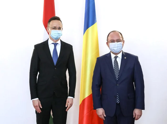 Péter Szijjártó, ministrul de Externe al Ungariei împreună cu Bogdan Aurescu, ministrul de Externe al României. FOTO: mae.ro