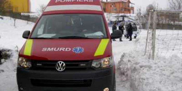 Victima a fost transportată de SMURD (foto: Arhivă)