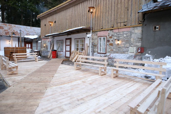 
    Concurenţii vor amenaja vila astfel încât aceasta să redevină funcţională şi să fie inclusă în circuitul turisticfoto: PRO TV  