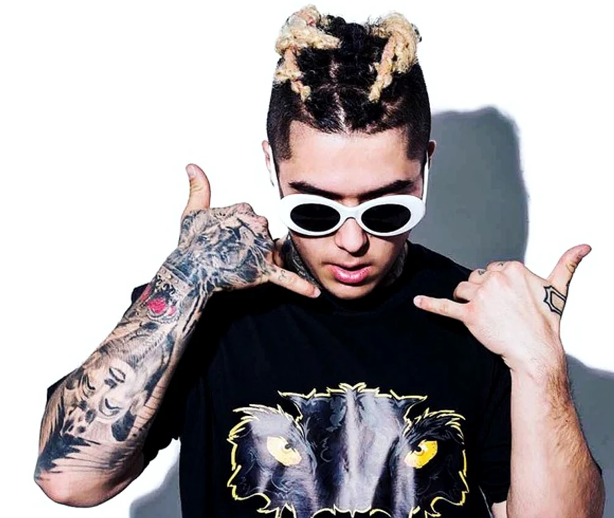 Lino Golden, un alt puști care domină zona de YouTube cu melodiile sale