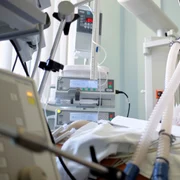 pacient ati coronavirus covid shutterstock 1692063865 jpeg