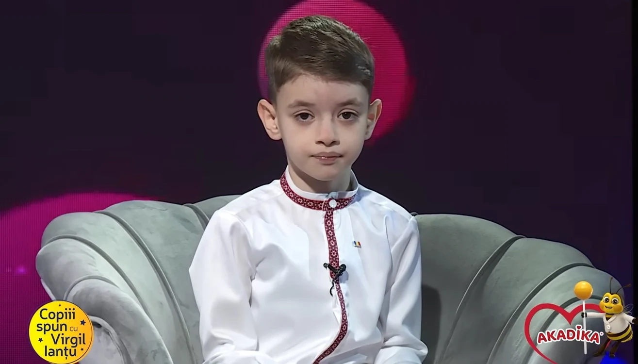 Rareș are 7 ani și a recitat un monolog din Mihai Eminescu 