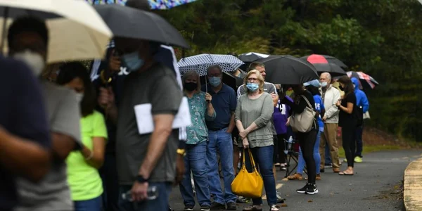 Alegatori americani la coada pentru a vota anticipat FOTO EPA-EFE