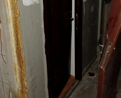 Explozia a avut loc într-un apartament dintr-un bloc de pe strada Avram Iancu. FOTO ISU Db