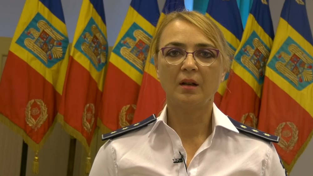 Minorii de peste 16 ani pot călători neînsoţiţi în străinătate, în anumite condiții. Care sunt cele trei situaţii VIDEO