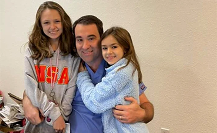 Steve se înțelege foarte bine cu fetițele lui Catrinel