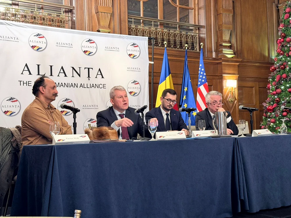 Cătălin Predoiu, premiat la Washington FOTO Facebook 