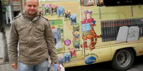 Cărţile se vând la Caravana „Adevărul“ azi şi mâine