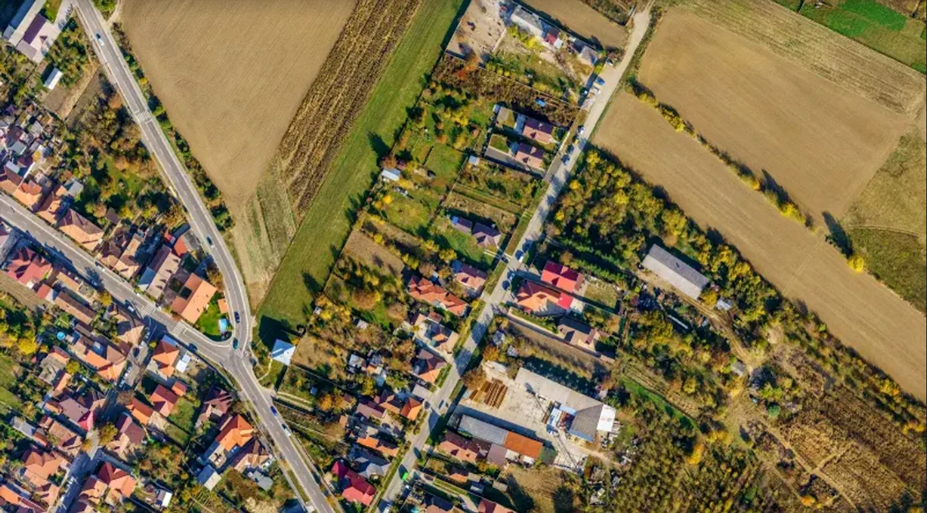 Dronele și imaginile din satelit, folosite de stat pentru a strânge bani / Sursa foto: dronezone.ro
