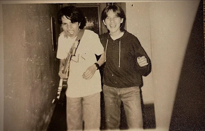 Cornel Ilie și Nicu Sârghea, prieteni din școală foto: Facebook