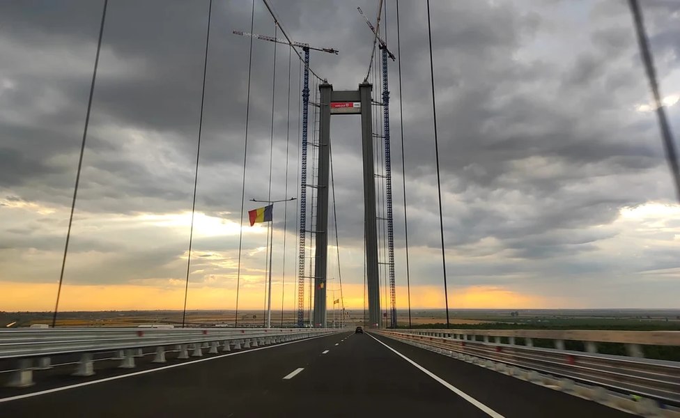 Constructorul podului peste Dunăre de la Brăila, acuzat de șantaj de ministrul Transporturilor. Ce condiții pune firma