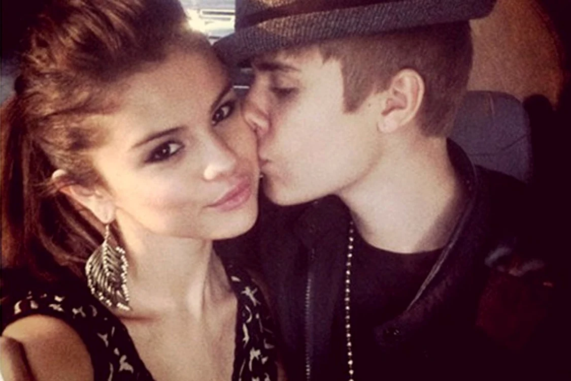 
    Selena Gomez şi JUstin Bieber au o relaţie cu năbădăifoto: Instagram  