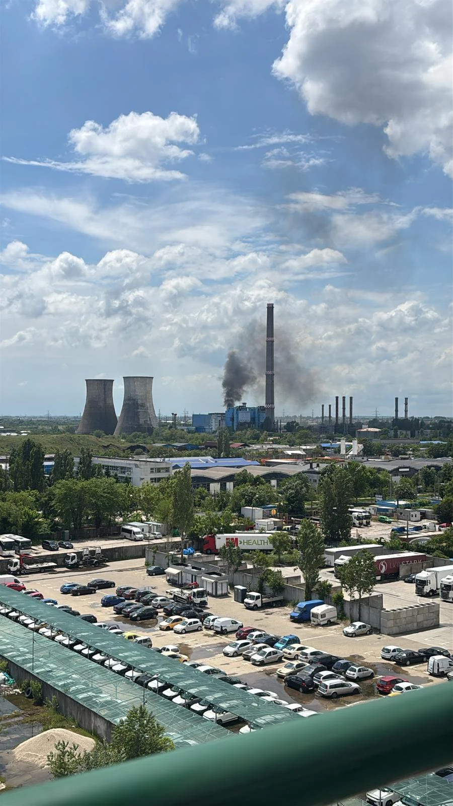Incendiu la CET Vest din Capitală, după ce un transformator a luat foc. Un mesaj RO-Alert a fost emis, iar energia electrică a fost întreruptă