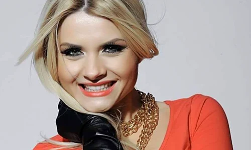 ianna novac3 png