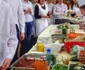 Elevii au învăţat cum să facă un bufetsofisticat folosind produse tradiţionale