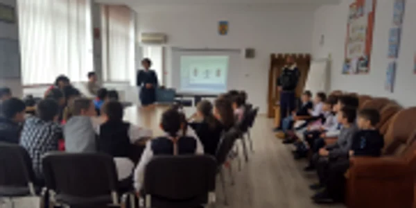 politisti elevi