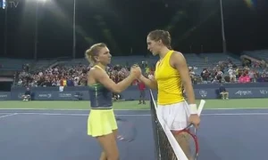Andrea Petkovic a cedat după trei seturi în faţa Simonei Halep jpeg