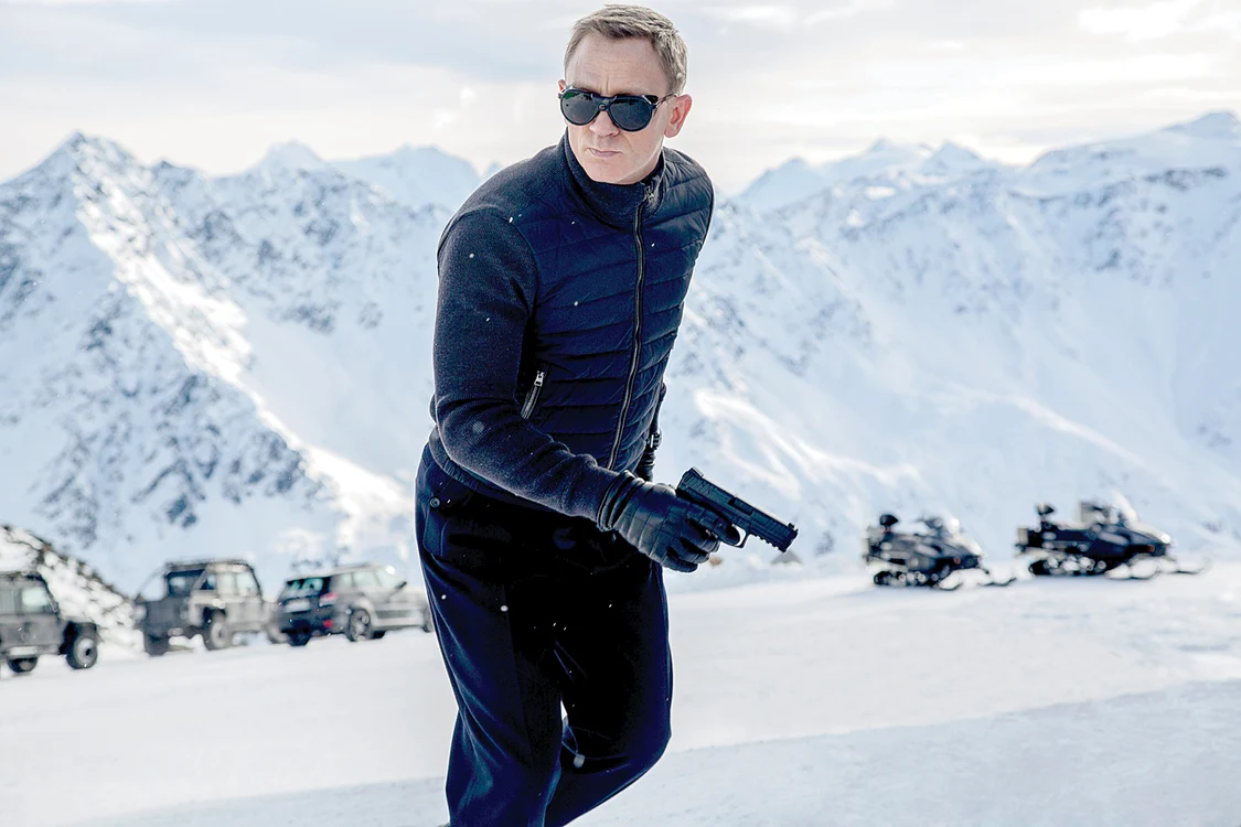 
    Daniel Craig, la  filmările pentru  „Spectre”  