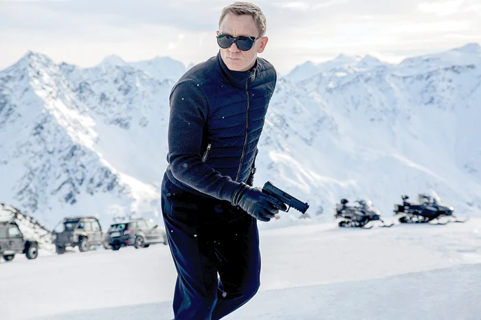 
    Daniel Craig, la  filmările pentru  „Spectre”  