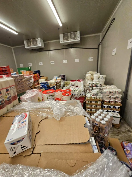 ANSVSA a închis un hipermarket din Capitală. Foto FB/ANSVSA