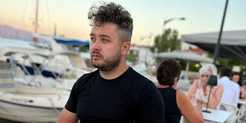 106511073 15551723 image a 18 1771504570407 jpg