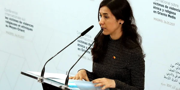 Nadia Murad sustinand un discurs la o conferinta dedicata victimelor violentei etnice si religioase în Orientul Mijlociu FOTO EPA